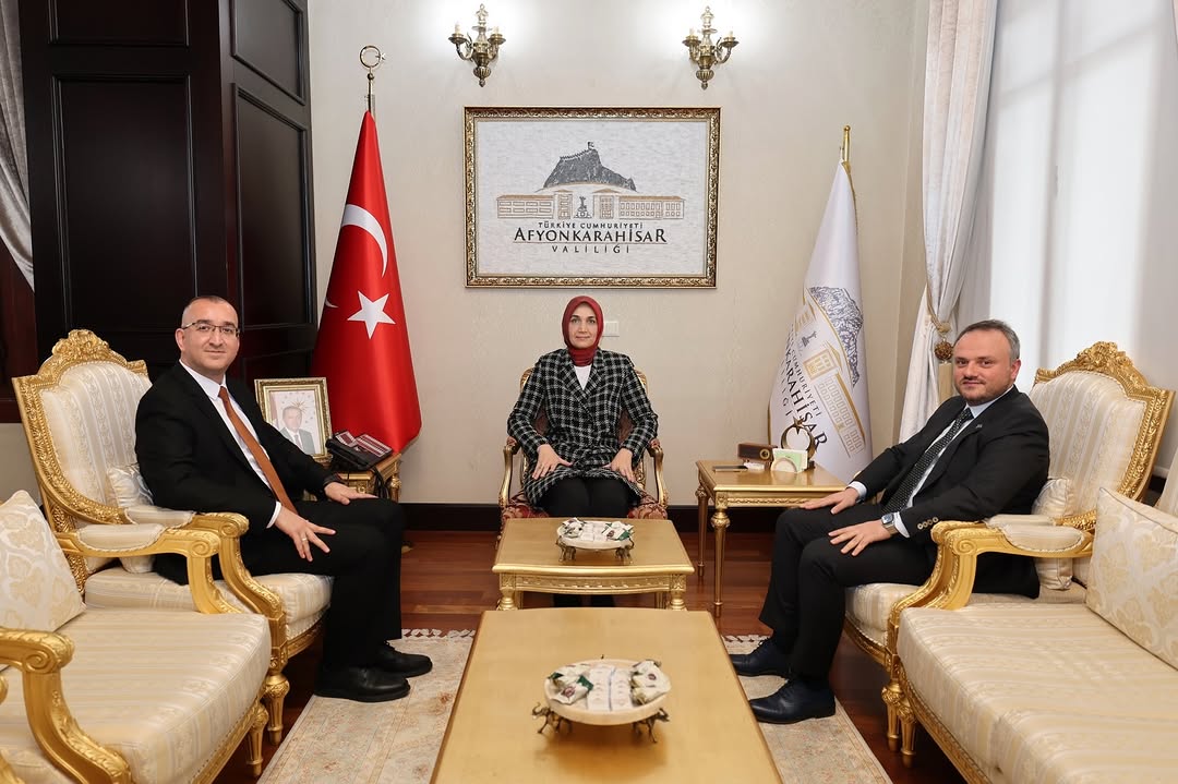 Afyonkarahisar Valiliği'nden Sağlık Turizmi İş Birliği Toplantısı